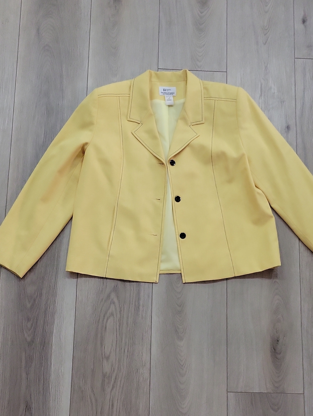 Petite Pastel Yellow Tailored Blazer Jacket by Sag Harbor